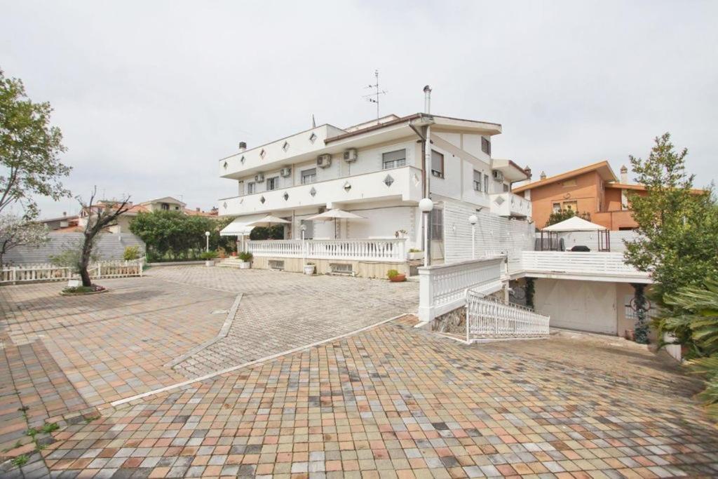 Hotel La Maison Delle Terme Tivoli Terme Eksteriør bilde